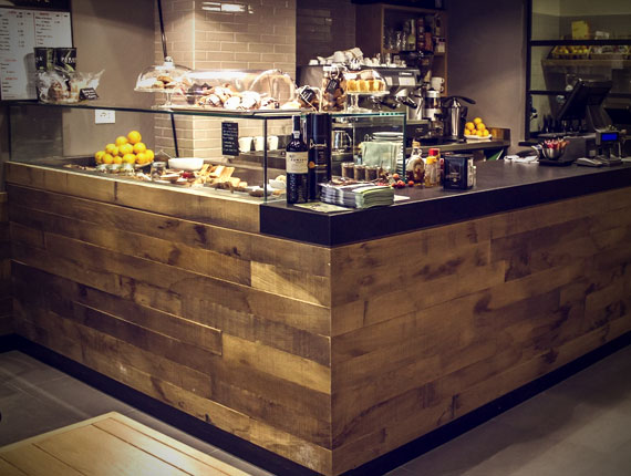 Dettaglio bancone Biopolis Caffè