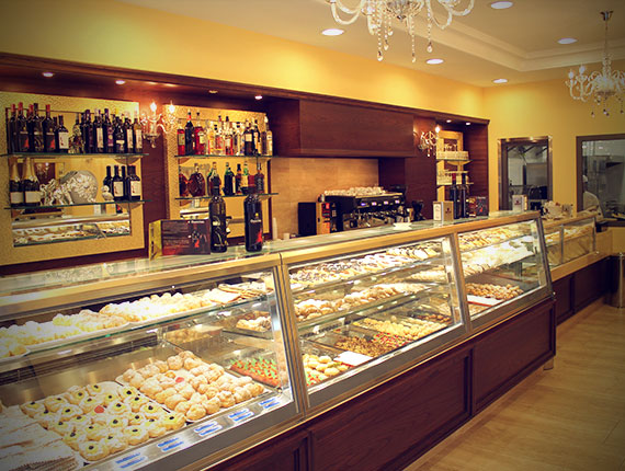 Arredamento bar per Caffè Mariani