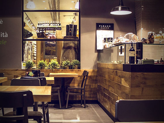 Arredamento bar per Biopolis Caffè