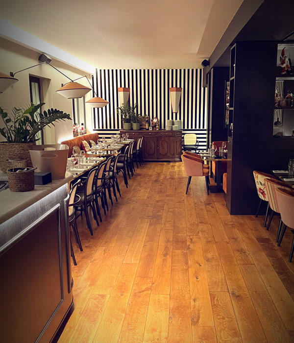 Arredo per il ristorante <strong>Vulcano</strong> a Roma