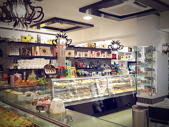 Arredamento pasticceria per Pasticceria Salernitana